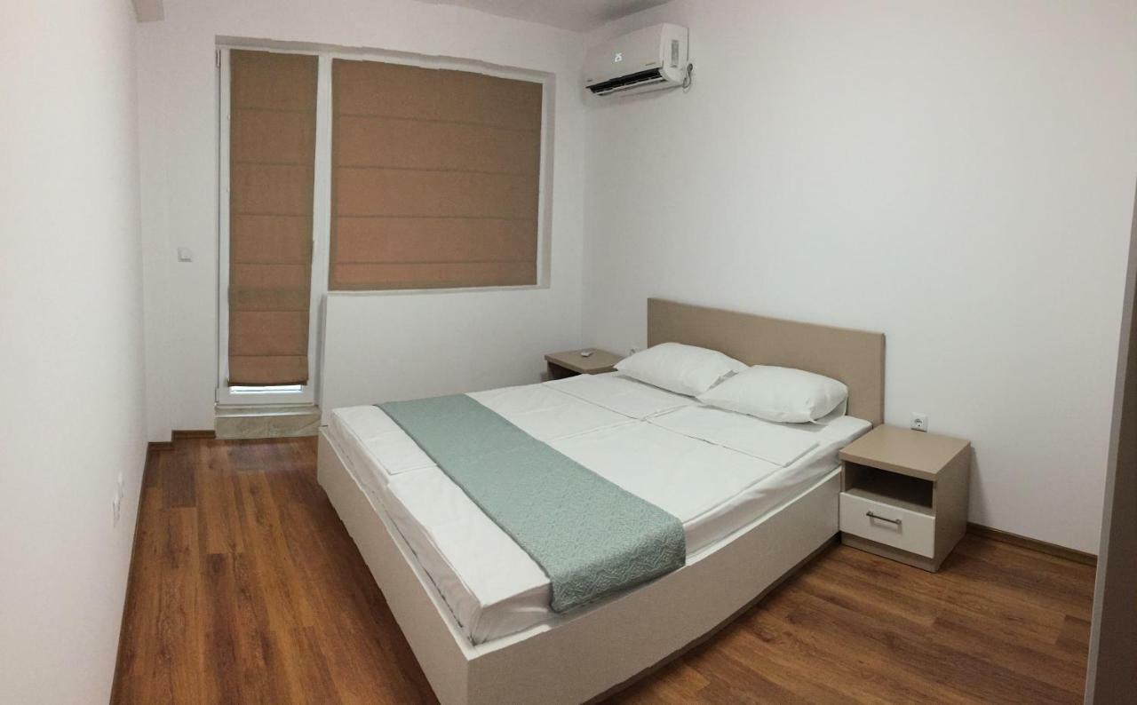 Apartments Dione Pomorie Buitenkant foto
