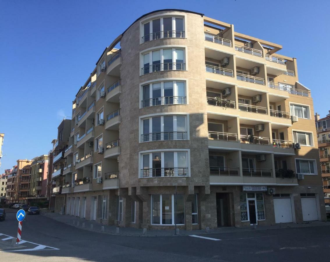 Apartments Dione Pomorie Buitenkant foto